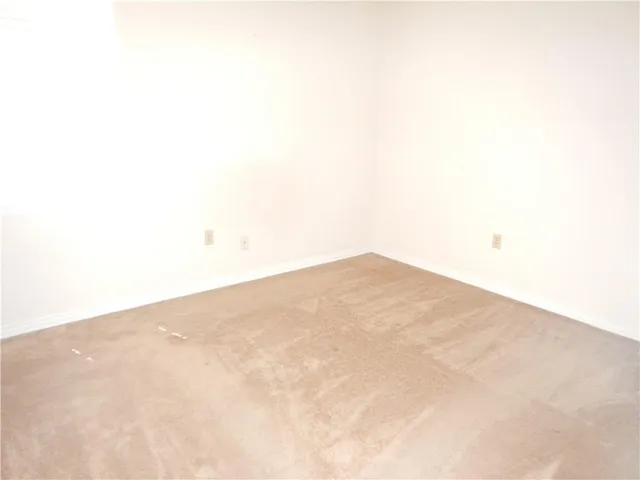 $2,499 | 2033 South Glencove Lane, Gretna, LA 70056