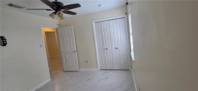 $2,300 | 2033 South Glencove Lane, Gretna, LA 70056