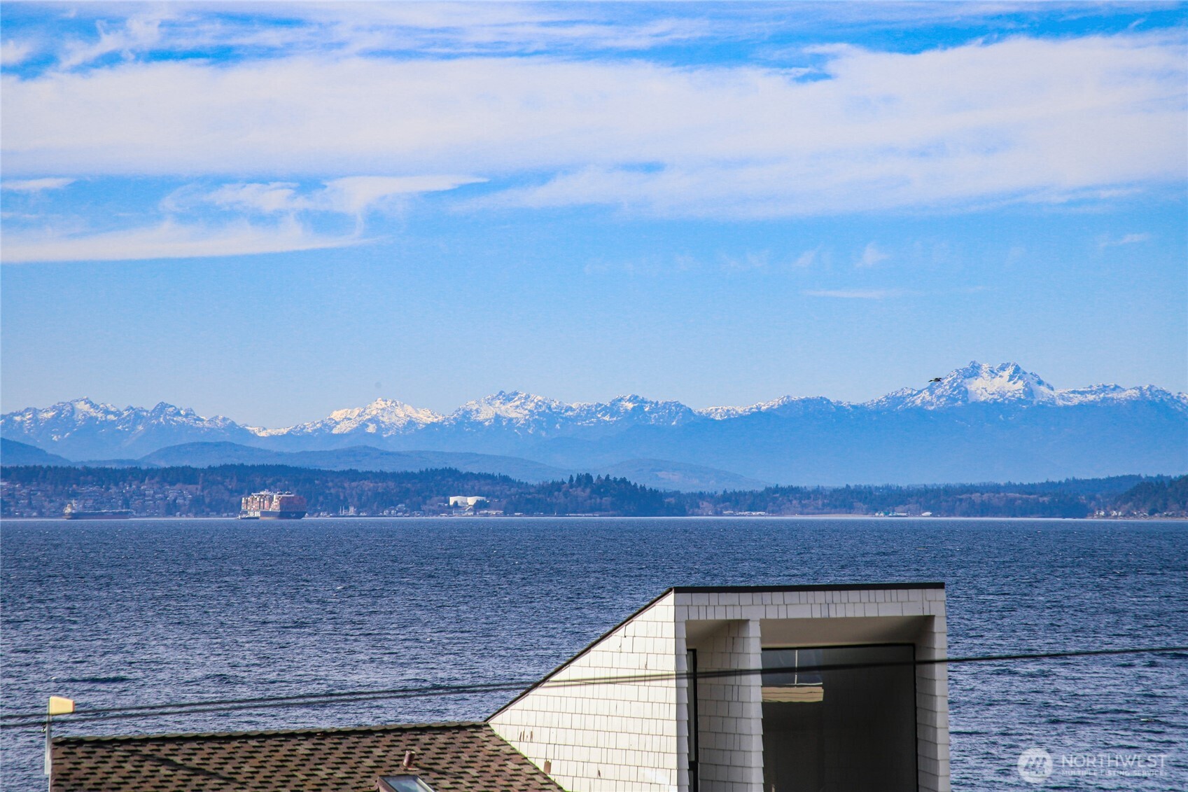 5064 Beach Drive Southwest Seattle, WA 98136 - Photo 4 of 40