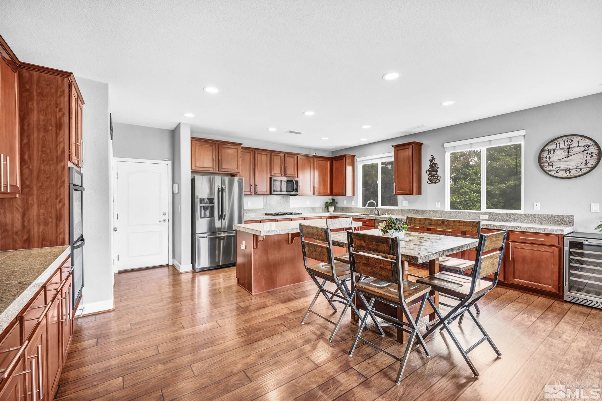 11370 Cervino Court Reno, NV 89521 - Photo 6 of 39 Photo 6