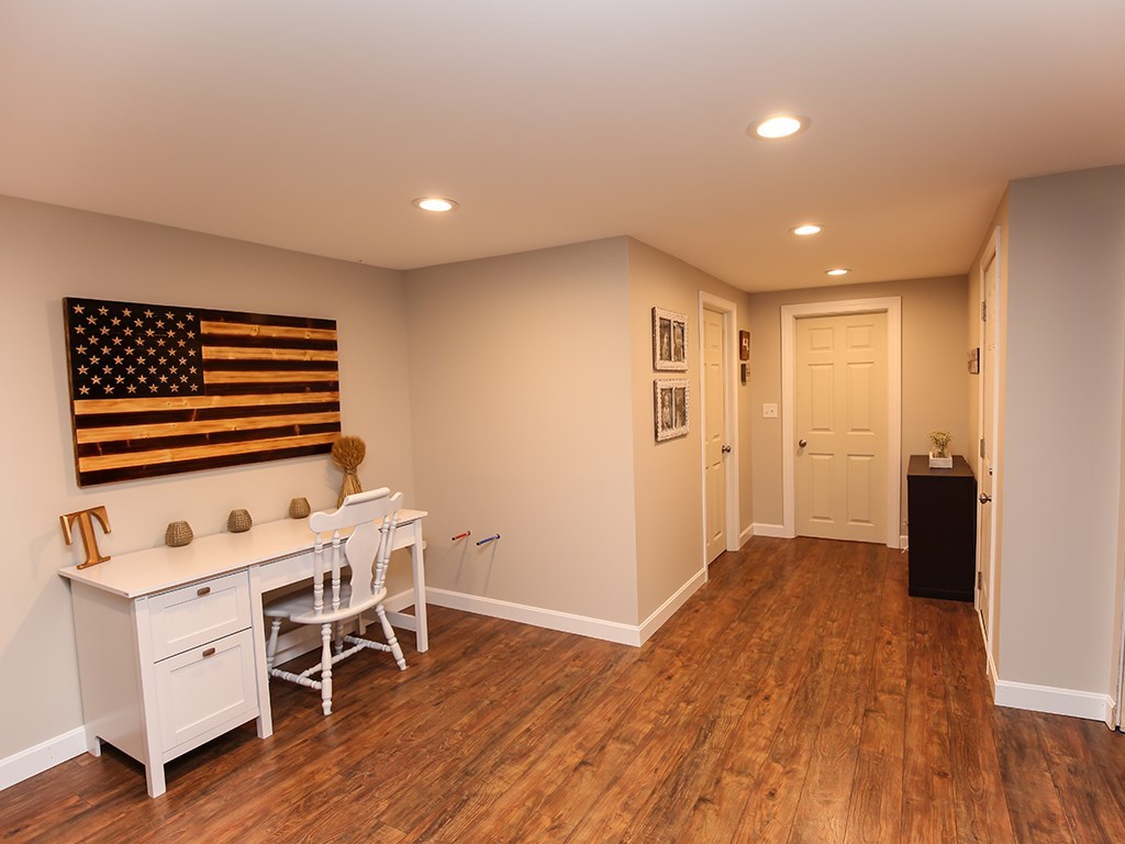 92 Ridge Road Smithfield, RI 02917 - Photo 23 of 26