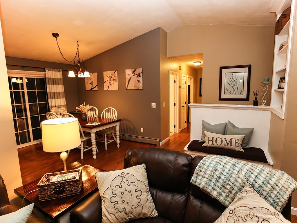 92 Ridge Road Smithfield, RI 02917 - Photo 5 of 26