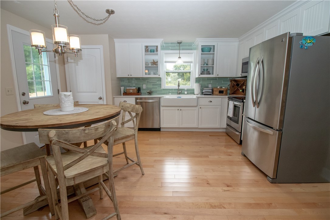 2220 Matunuck School House Road Charlestown, RI 02813 - Photo 5 of 36 Gallery Image 5