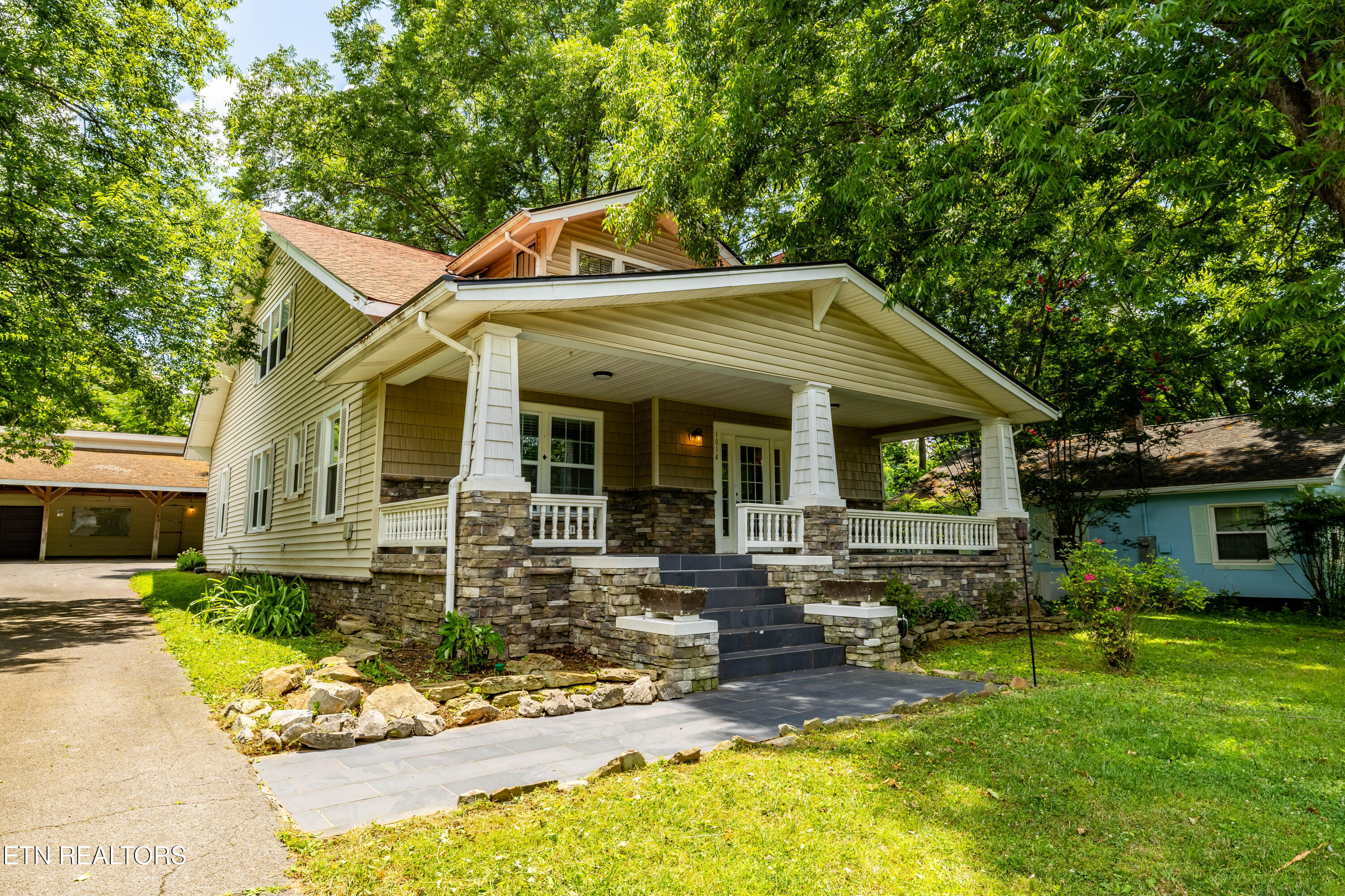 1014 Sevierville Road Maryville, TN 37804 - Photo 3 of 52 1014SeviervilleRd-51
