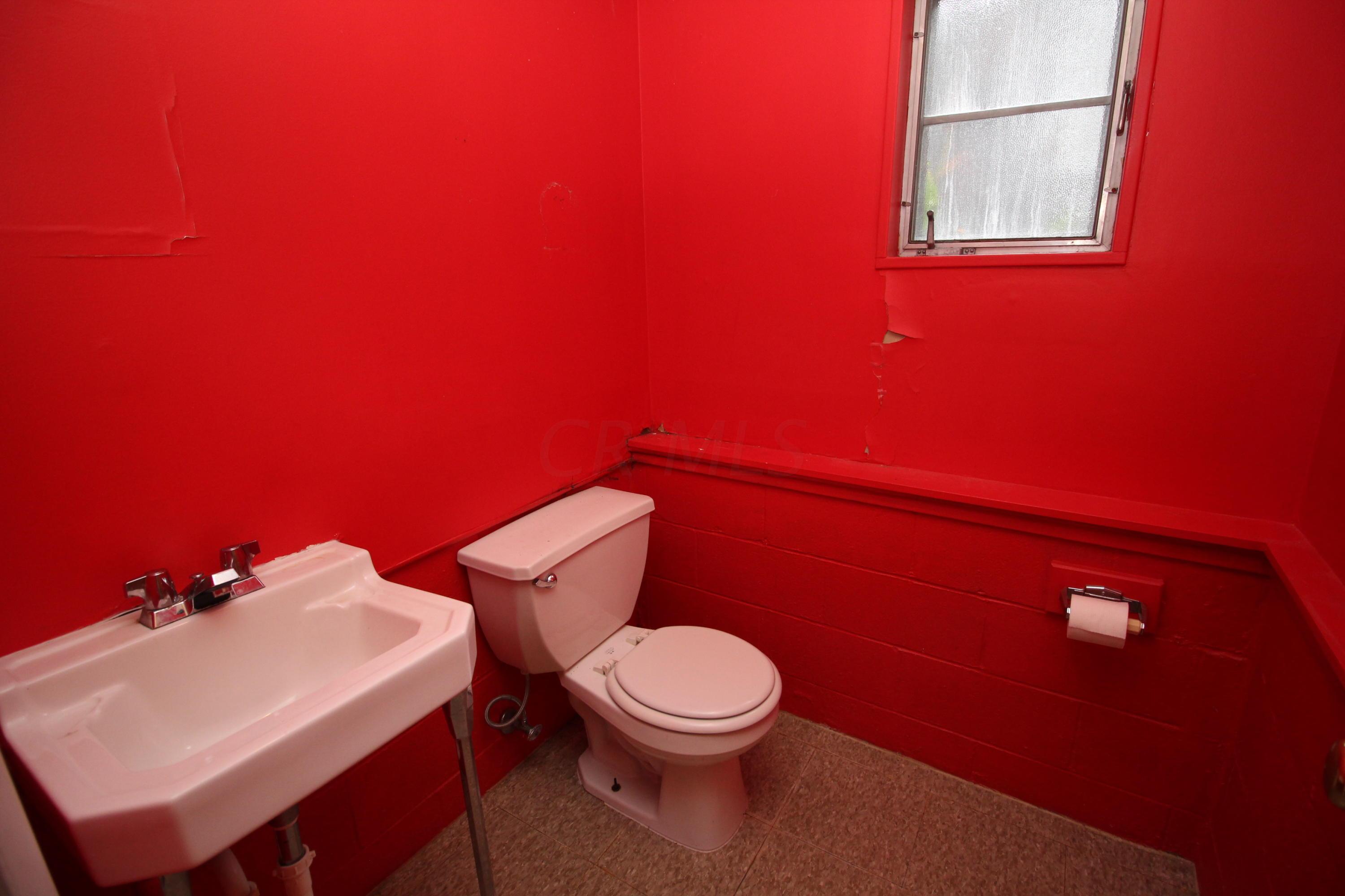 403 Ross Road Columbus, OH 43213 - Photo 11 of 15