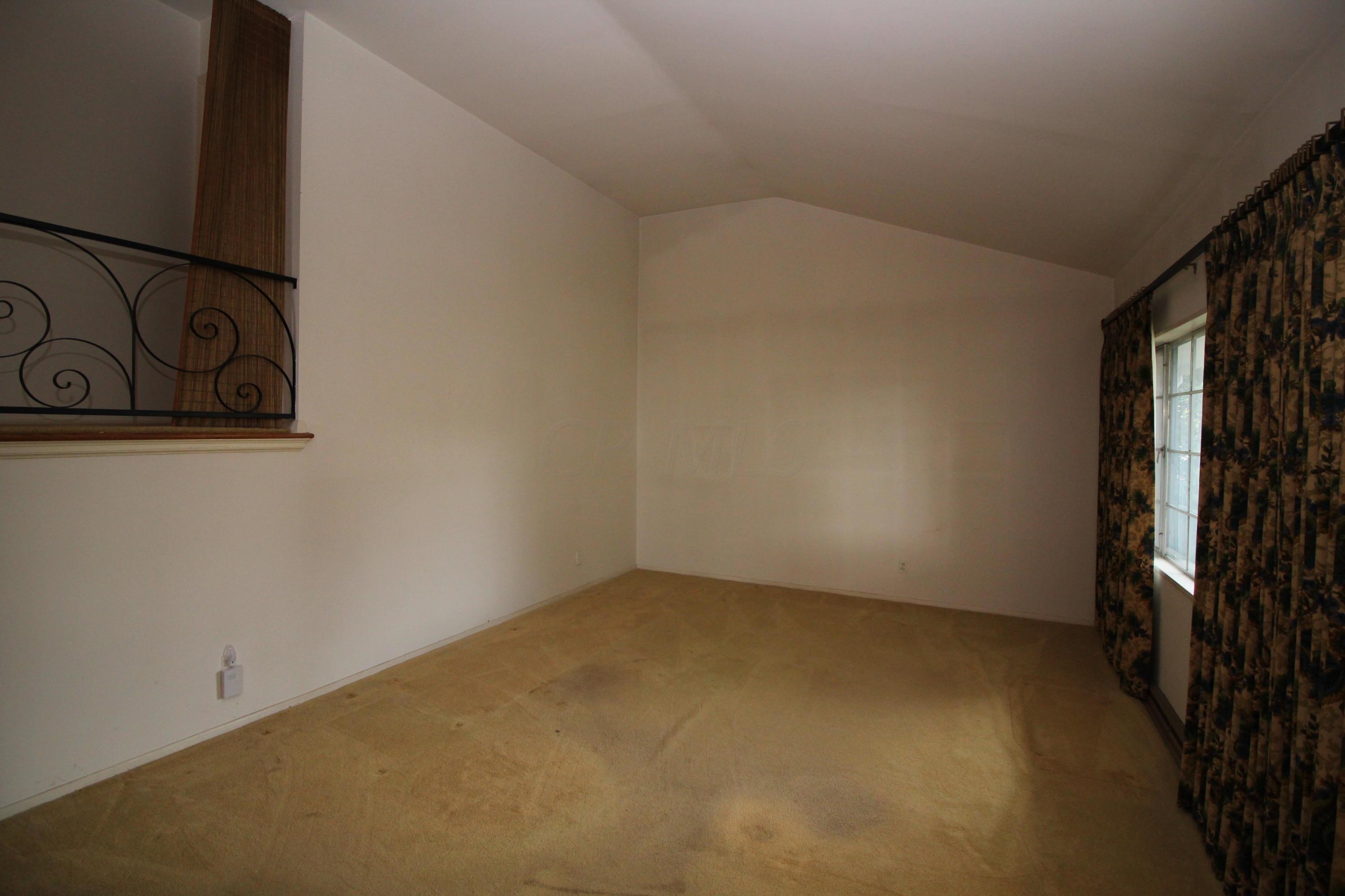 403 Ross Road Columbus, OH 43213 - Photo 4 of 15