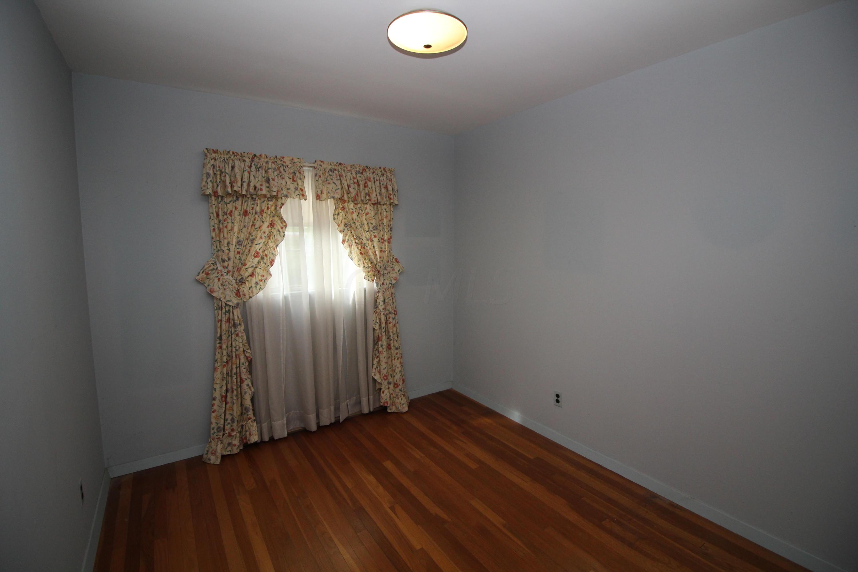 403 Ross Road Columbus, OH 43213 - Photo 8 of 15