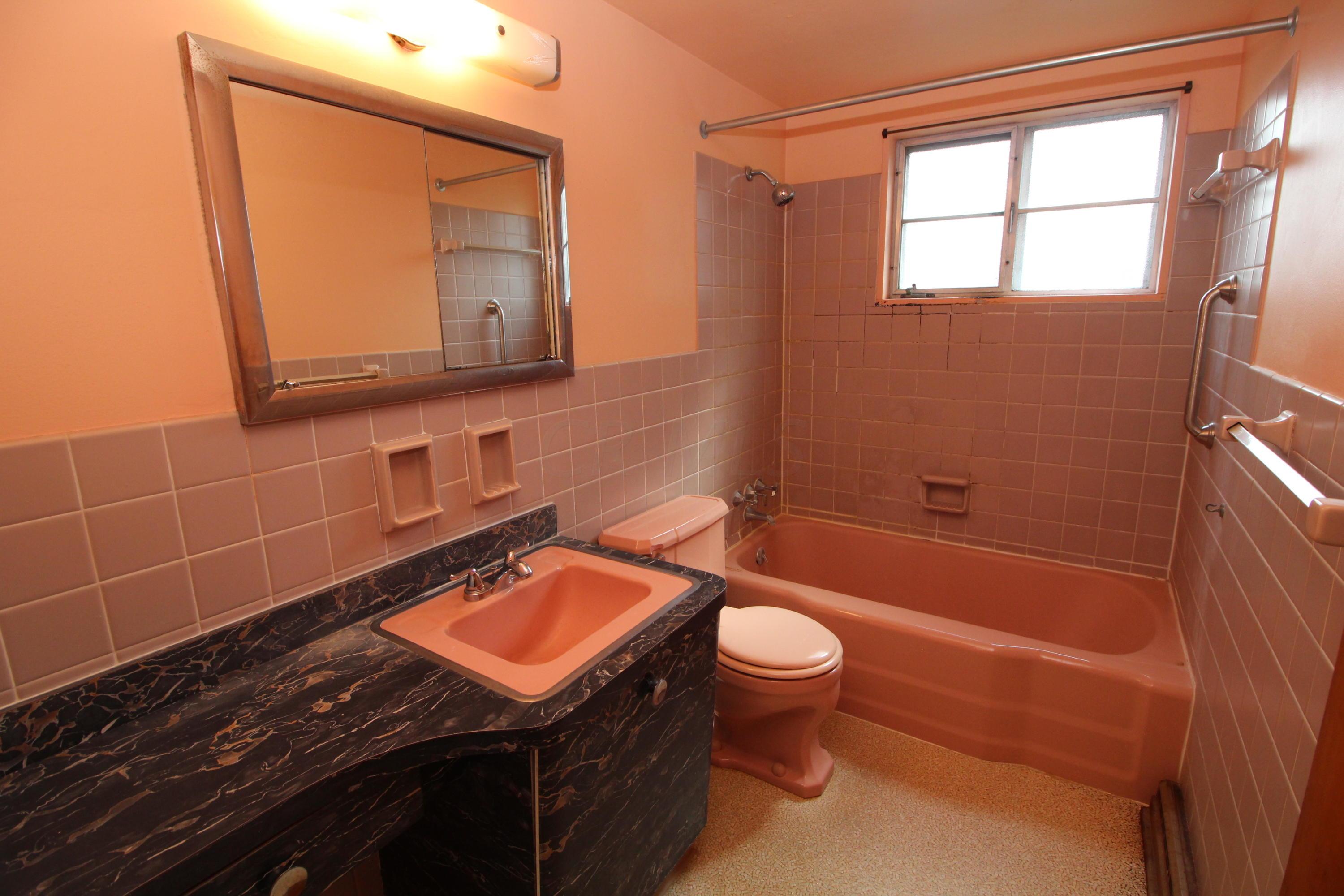 403 Ross Road Columbus, OH 43213 - Photo 9 of 15