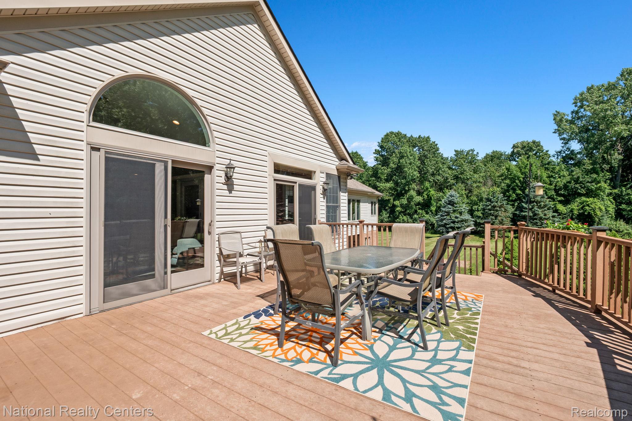 10180 Hadley Road Clarkston, MI 48348 - Photo 41 of 54 56-web-or-mls-P2577938.jpg