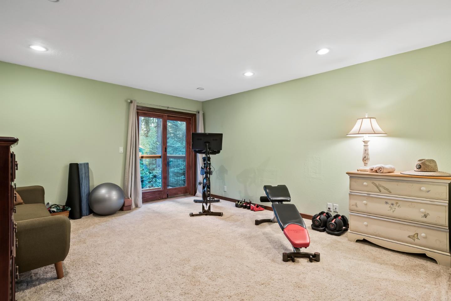 21964 Gillette Drive Los Gatos, CA 95033 - Photo 18 of 48 Gallery Image 18