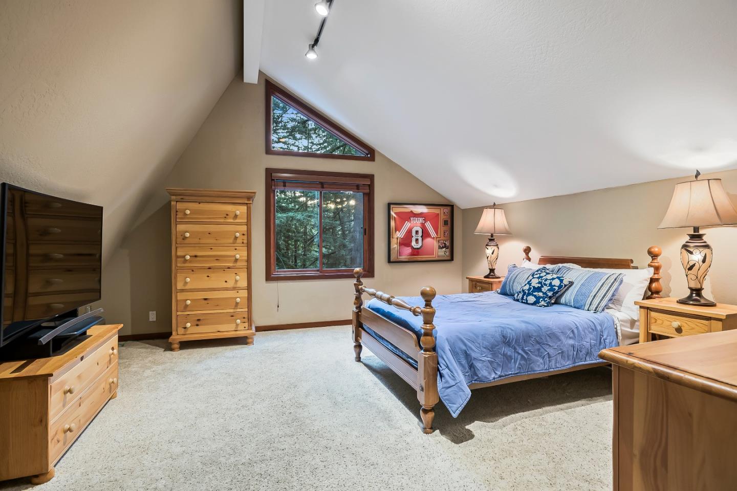 21964 Gillette Drive Los Gatos, CA 95033 - Photo 20 of 48 Gallery Image 20