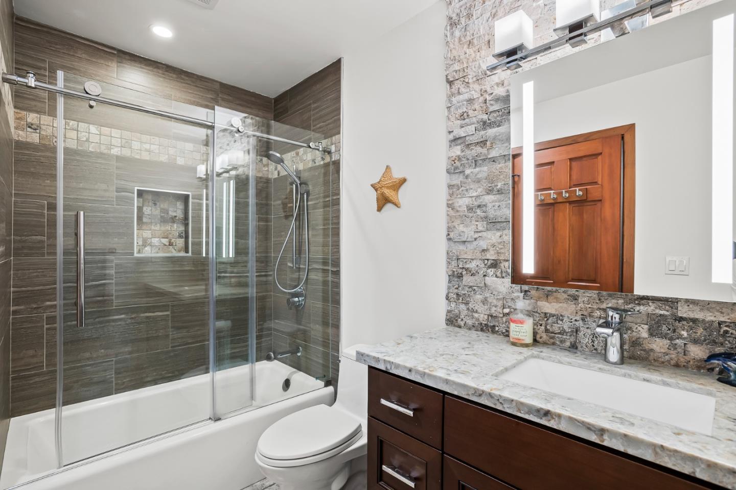 21964 Gillette Drive Los Gatos, CA 95033 - Photo 21 of 48 Gallery Image 21