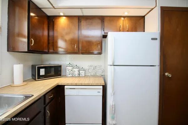 $159,900 | 534 James Street, Freehold, NJ 07728