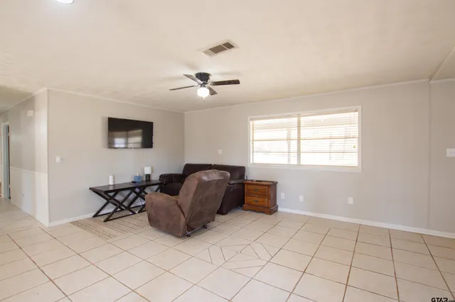 $250,000 | 819 Palestine Street, Alto, TX 75925