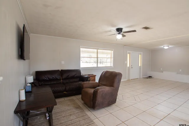 $250,000 | 819 Palestine Street, Alto, TX 75925