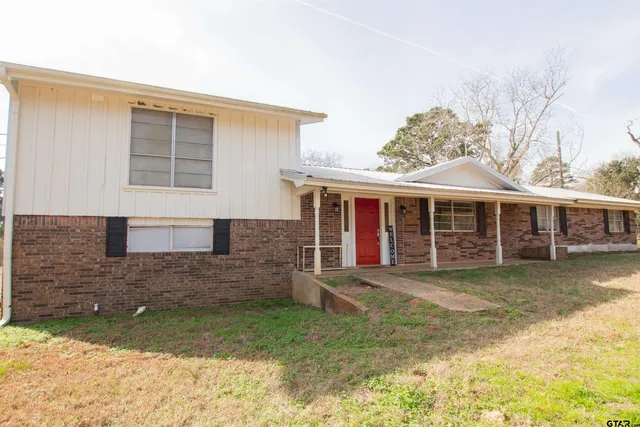 $250,000 | 819 Palestine Street, Alto, TX 75925