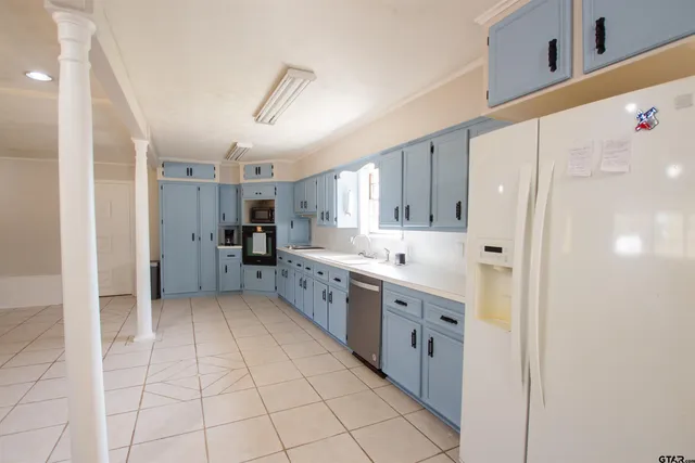 $250,000 | 819 Palestine Street, Alto, TX 75925