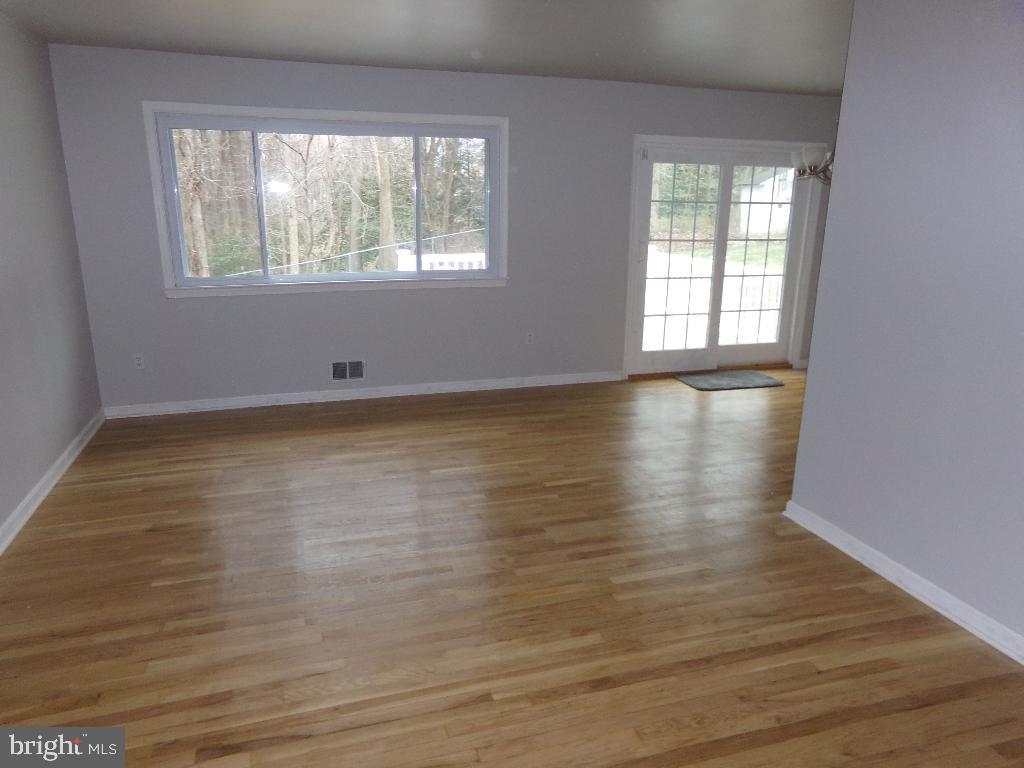 4413 Havelock Road Lanham, MD 20706 - Photo 10 of 25