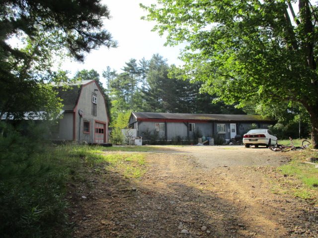 210 South Barnstead Road Barnstead, NH 03225 - Photo 2 of 6