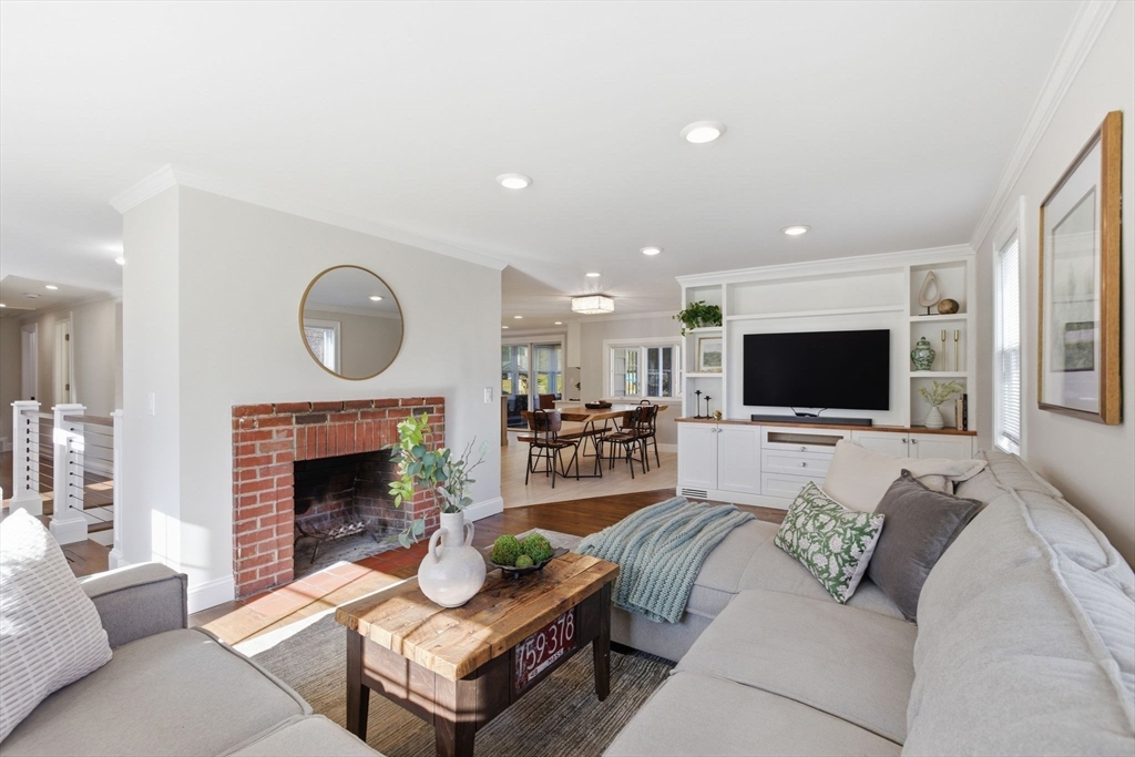 38 Woodland Road Georgetown, MA 01833 - Photo 8 of 32