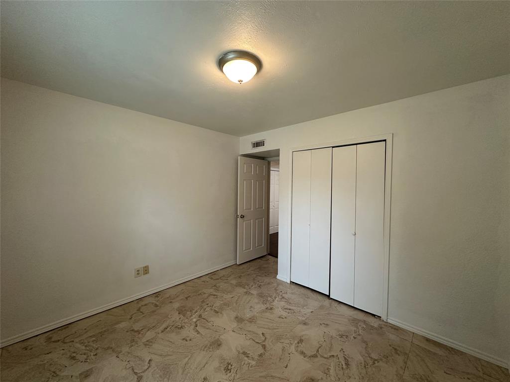 910 Sunny Slope Drive Allen, TX 75002 - Photo 12 of 27 a view of an empty room