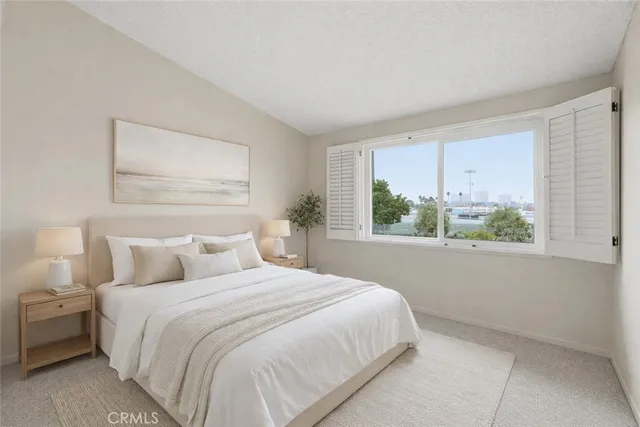 $1,290,000 | 2225 Vista Huerta, Newport Beach, CA 92660