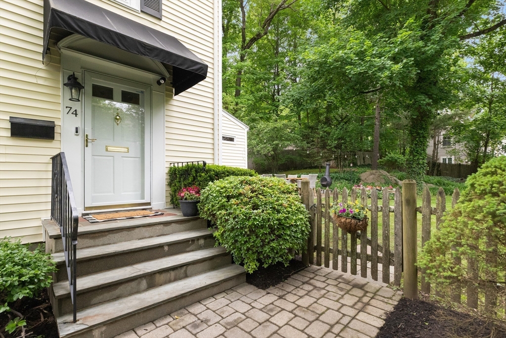 74 Curve Street Wellesley, MA 02482 - Photo 2 of 28 Gallery Image 2