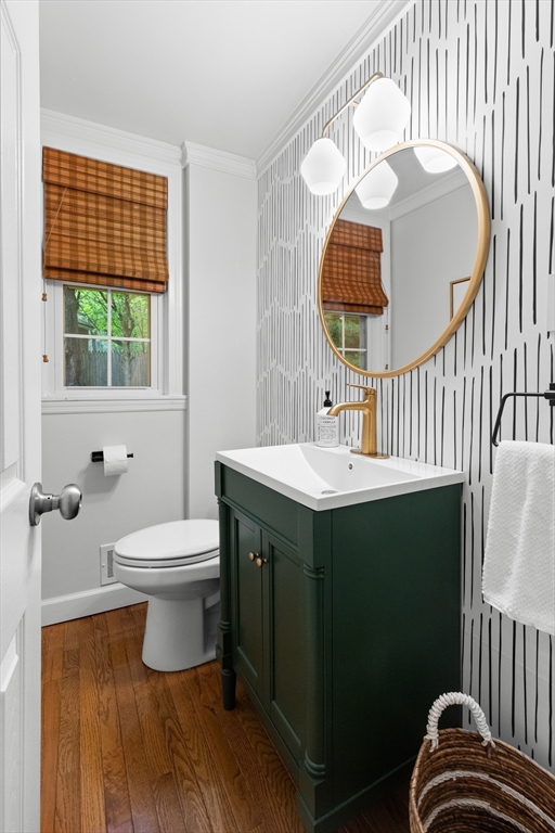 74 Curve Street Wellesley, MA 02482 - Photo 9 of 28 Gallery Image 9