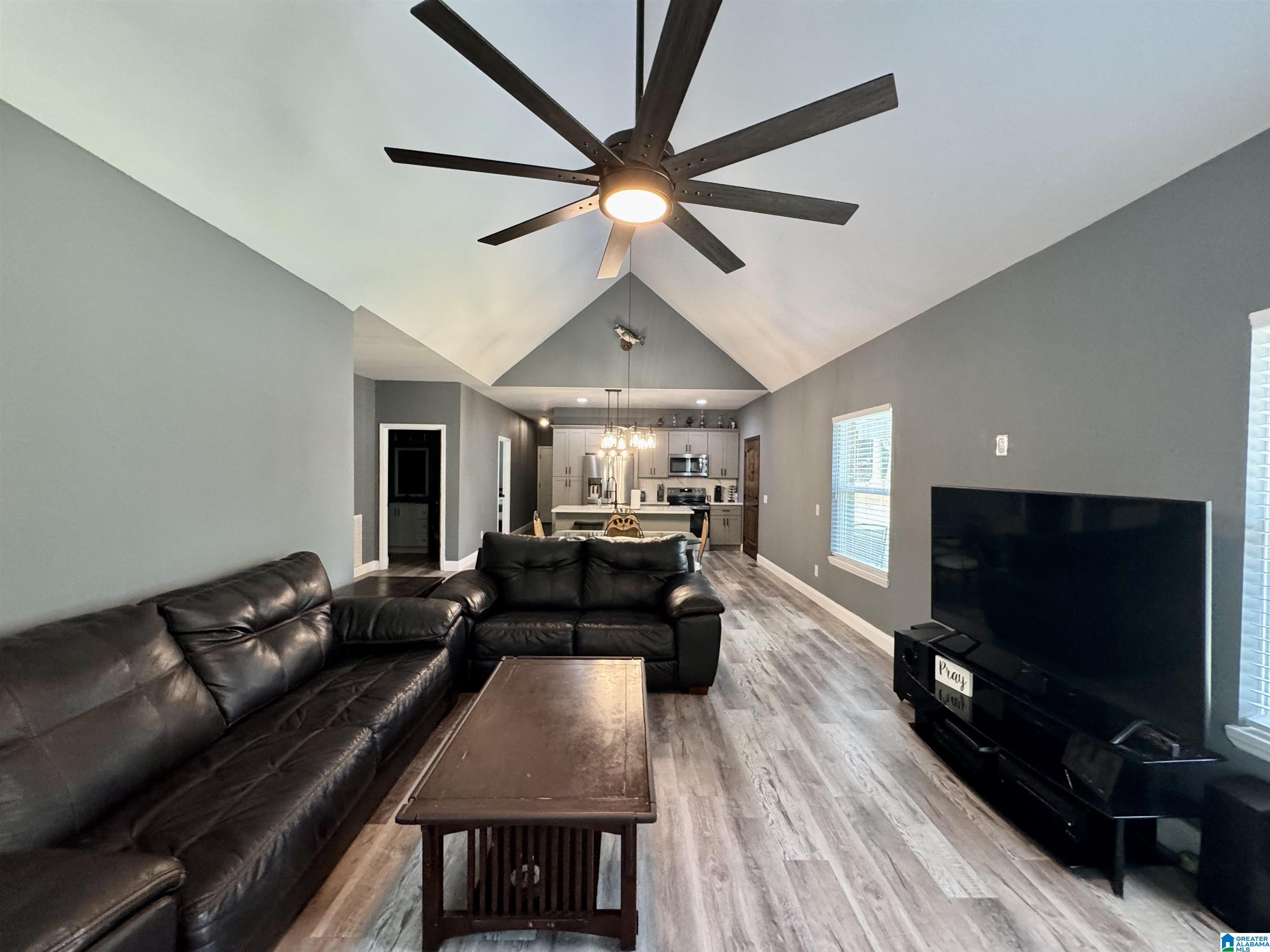 61 Robbins Road Warrior, AL 35180 - Photo 13 of 56
