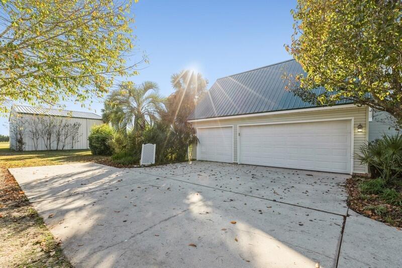 1510 Vinson Ray Road Baker, FL 32531 - Photo 41 of 60 a backyard of a house
