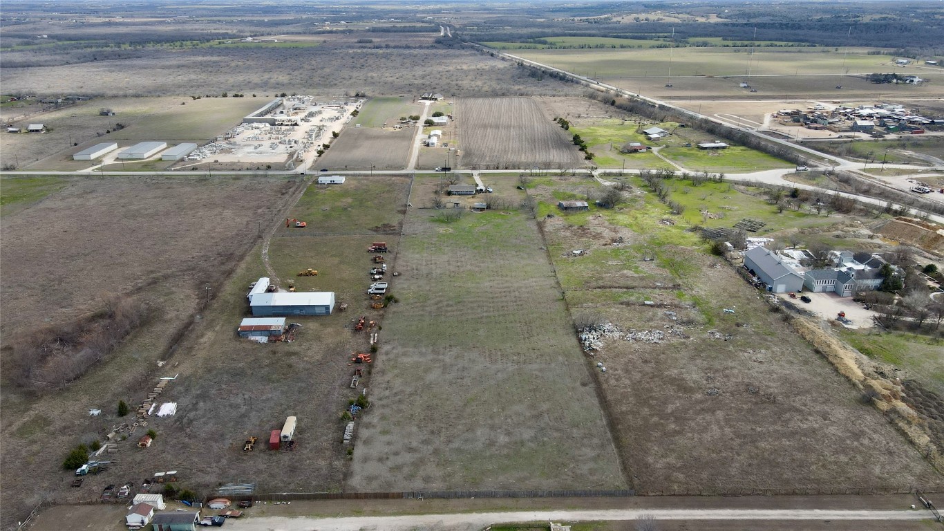 12322 Old Kimbro Road Manor, TX 78653 - Photo 17 of 18 a view of water heater room