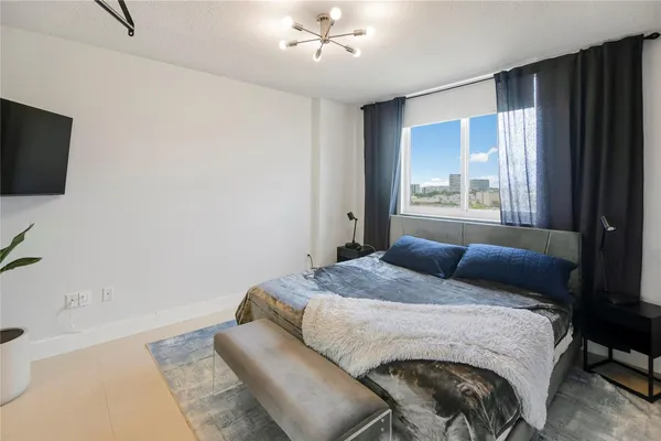 $3,200 | 18800 Northeast 29th Avenue, Unit 704, Aventura, FL 33180