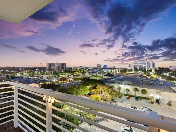$3,200 | 18800 Northeast 29th Avenue, Unit 704, Aventura, FL 33180
