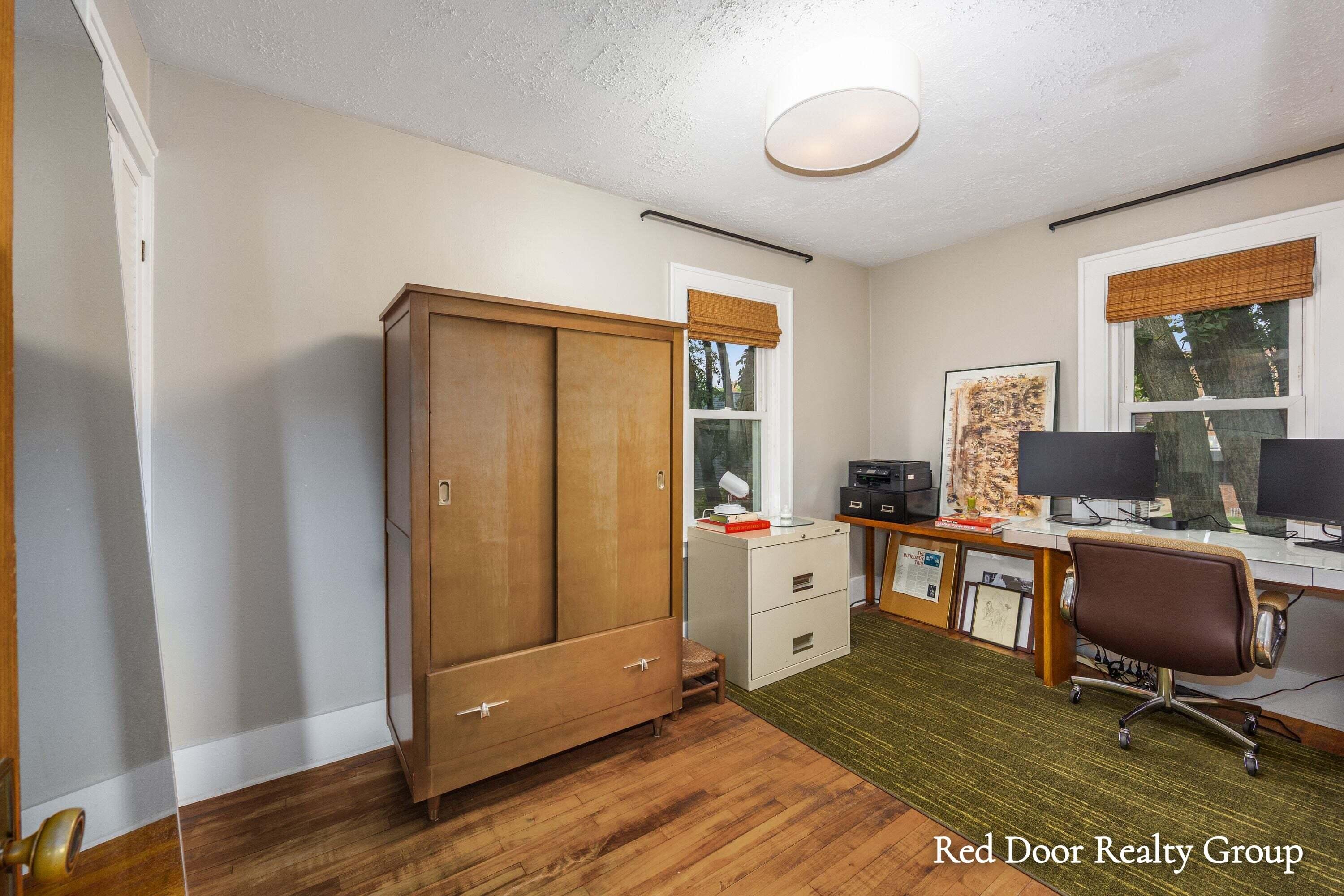1108 Fisk Road Southeast Grand Rapids, MI 49507 - Photo 27 of 38 1108 Fisk_024