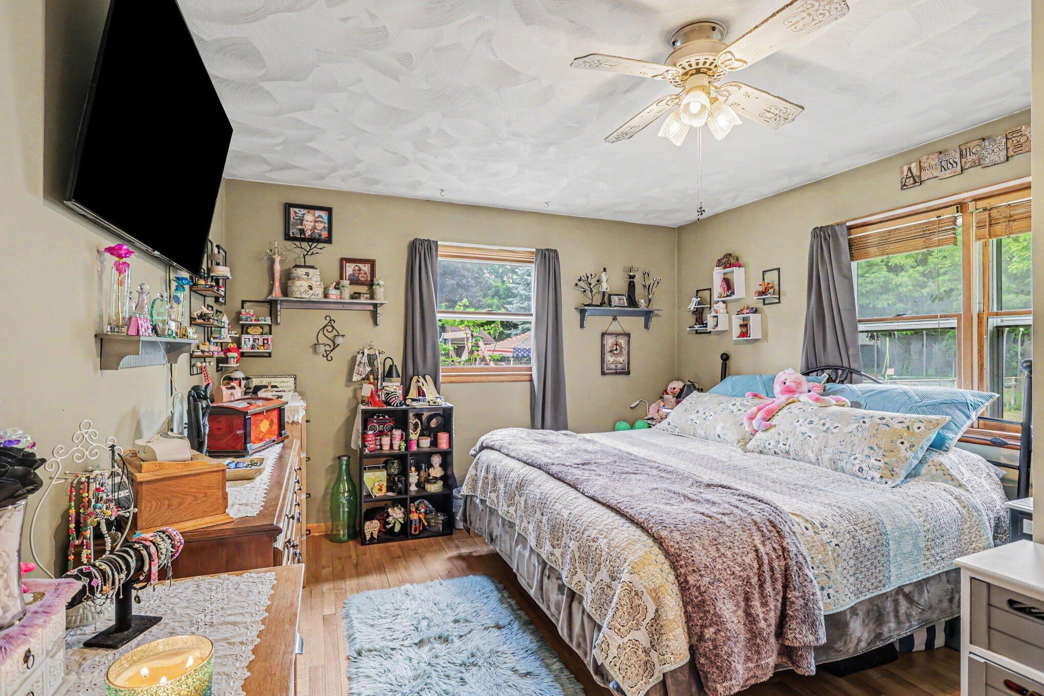 1111 South Clinton Street Charlotte, MI 48813 - Photo 10 of 24 009_file_5722