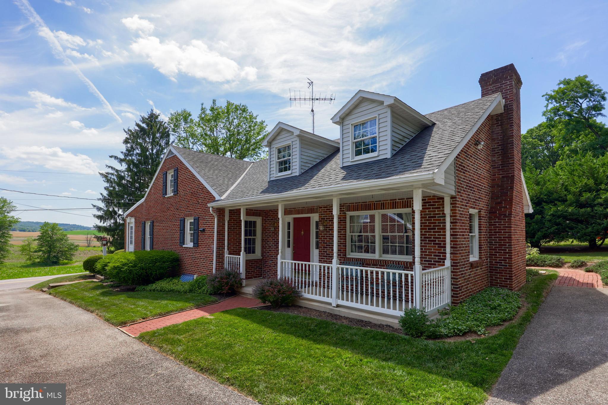 105 Moulstown Road Abbottstown, PA 17301 - Photo 1 of 33 Gallery Image 1
