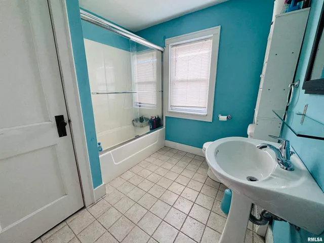 $90,500 | 625 North Lafayette Street, Macomb, IL 61455