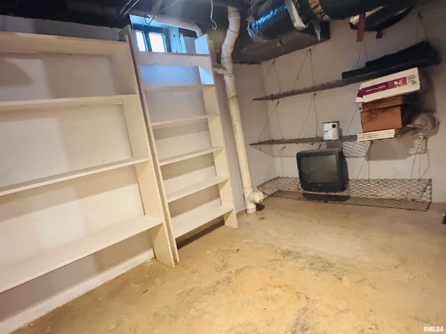 $90,500 | 625 North Lafayette Street, Macomb, IL 61455