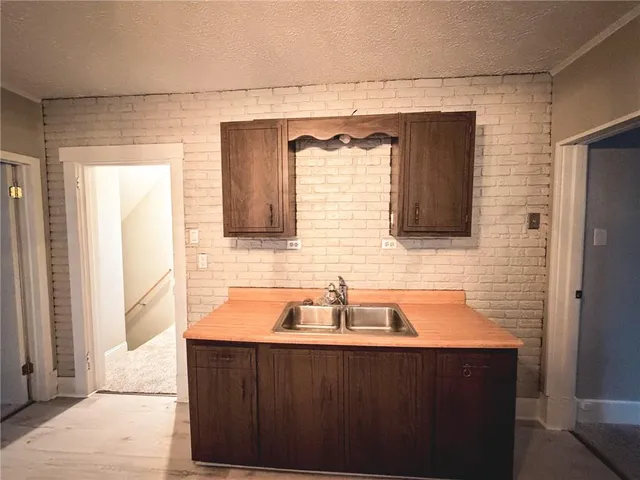 $140,000 | 279 Boyleston Street, Ambridge, PA 15003