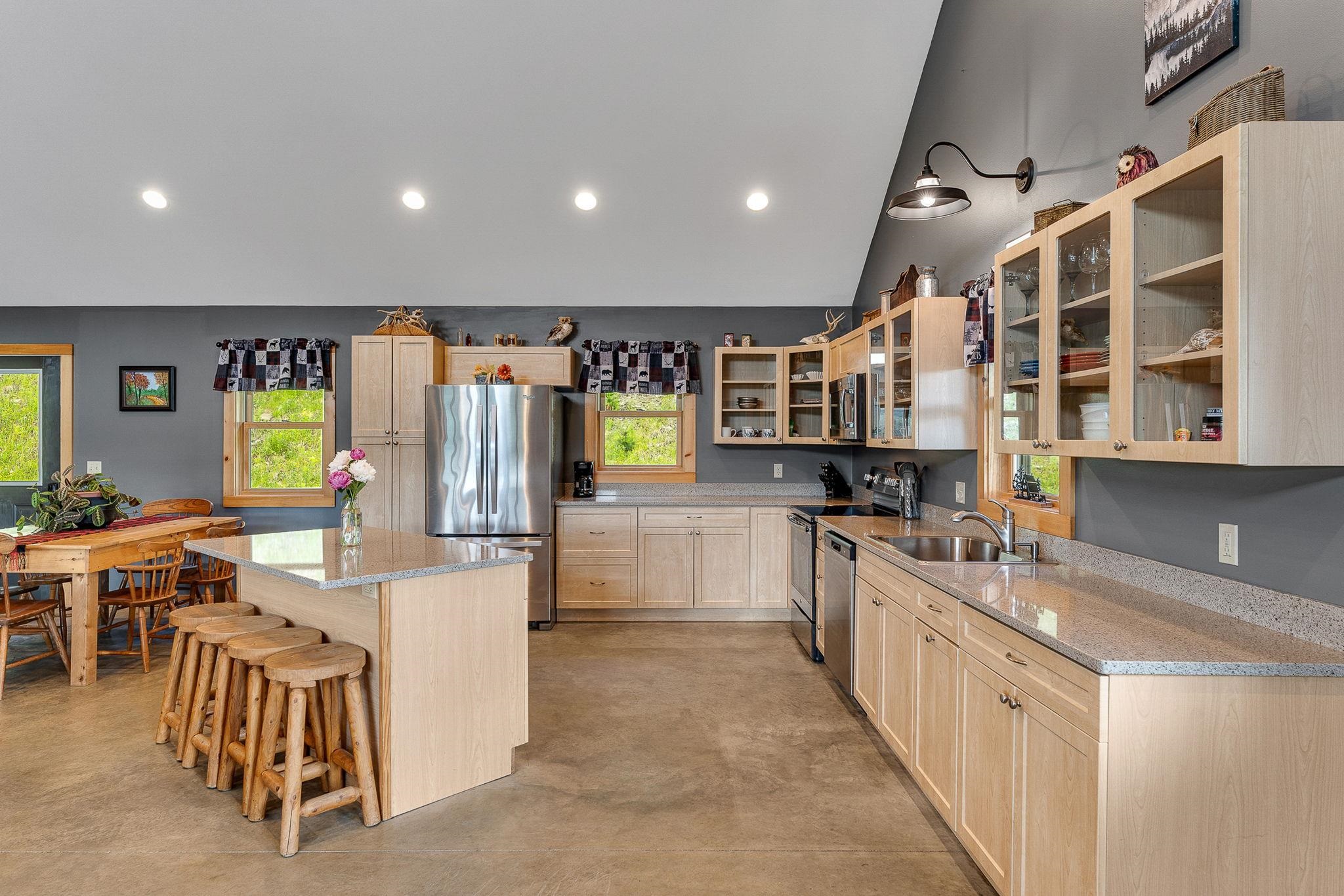 485 Smith Road Fayston, VT 05660 - Photo 11 of 60