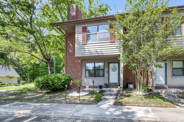 $229,000 | 565 Travelers Boulevard, Summerville, SC 29485