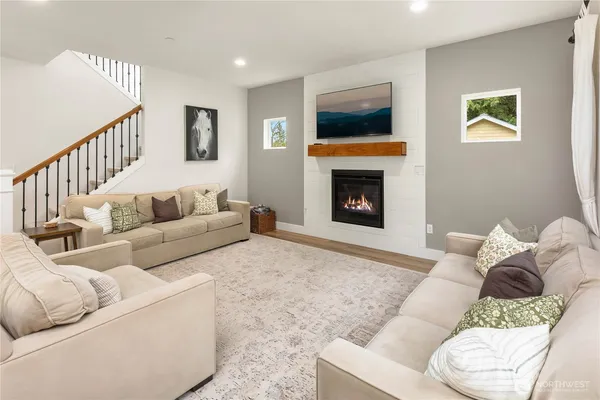 $1,980,000 | 28910 Northeast 112th Way, Duvall, WA 98019