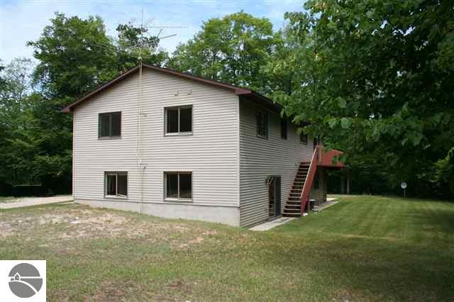 3333 Warren Road Beulah, MI 49617 - Photo 3 of 15 1718387-2.JPG