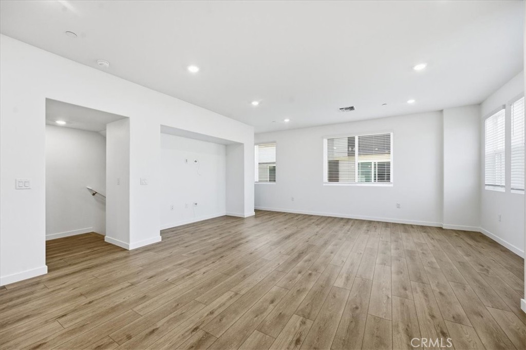 9323 Via Azul Pico Rivera, CA 90660 - Photo 6 of 28