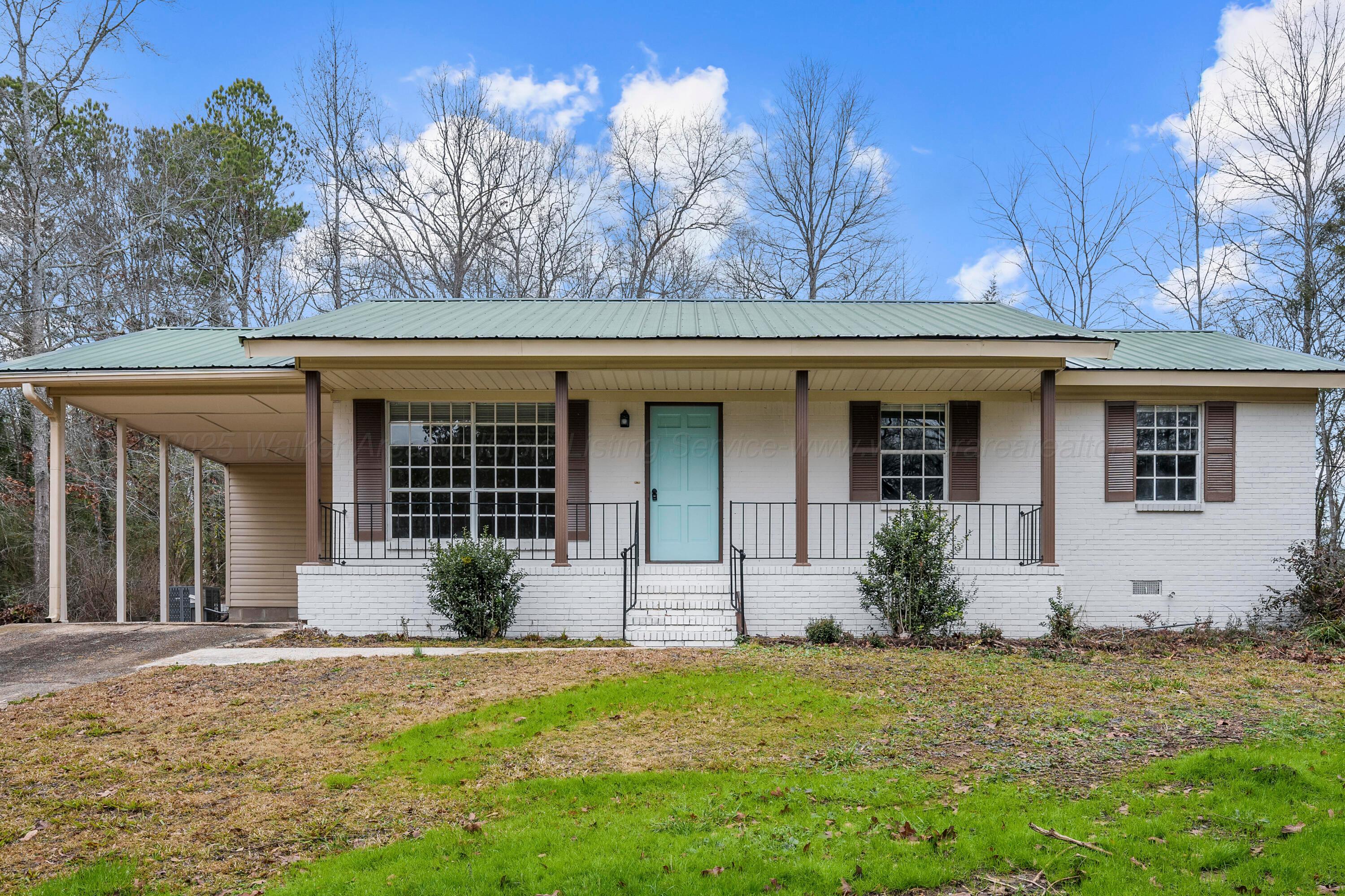 206 Liberty Road Jasper, AL 35501 - Photo 1 of 26 Gallery Image 1