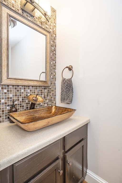 10 Satucket Road Rockland, MA 02370 - Photo 16 of 41 Gallery Image 16