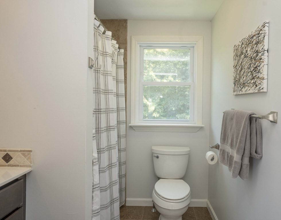 10 Satucket Road Rockland, MA 02370 - Photo 24 of 41 Gallery Image 24
