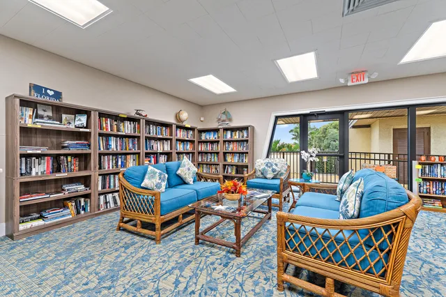 $250,000 | 1800 Southeast St Lucie Boulevard, Unit 7106, Stuart, FL 34996