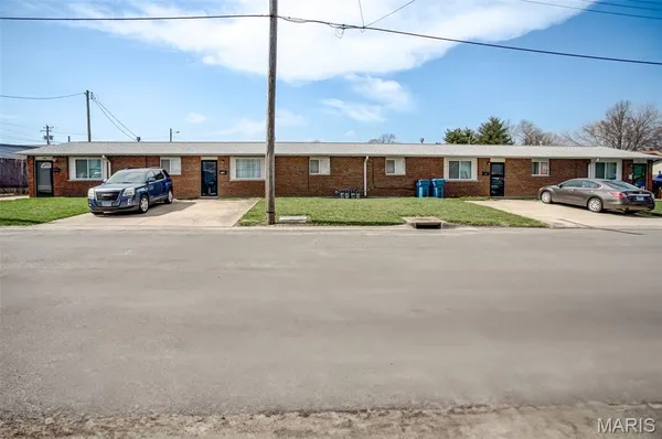 $334,899 | 562 Sheridan Street, Bethalto, IL 62010