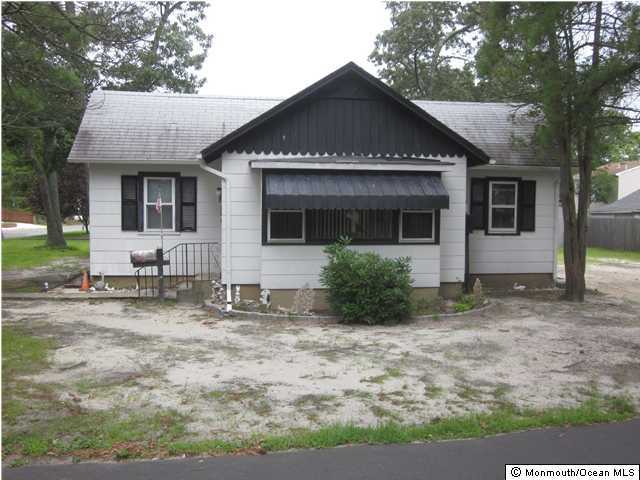 130 Breton Road Brick, NJ 08723 - Photo 1 of 3 Primary Photo